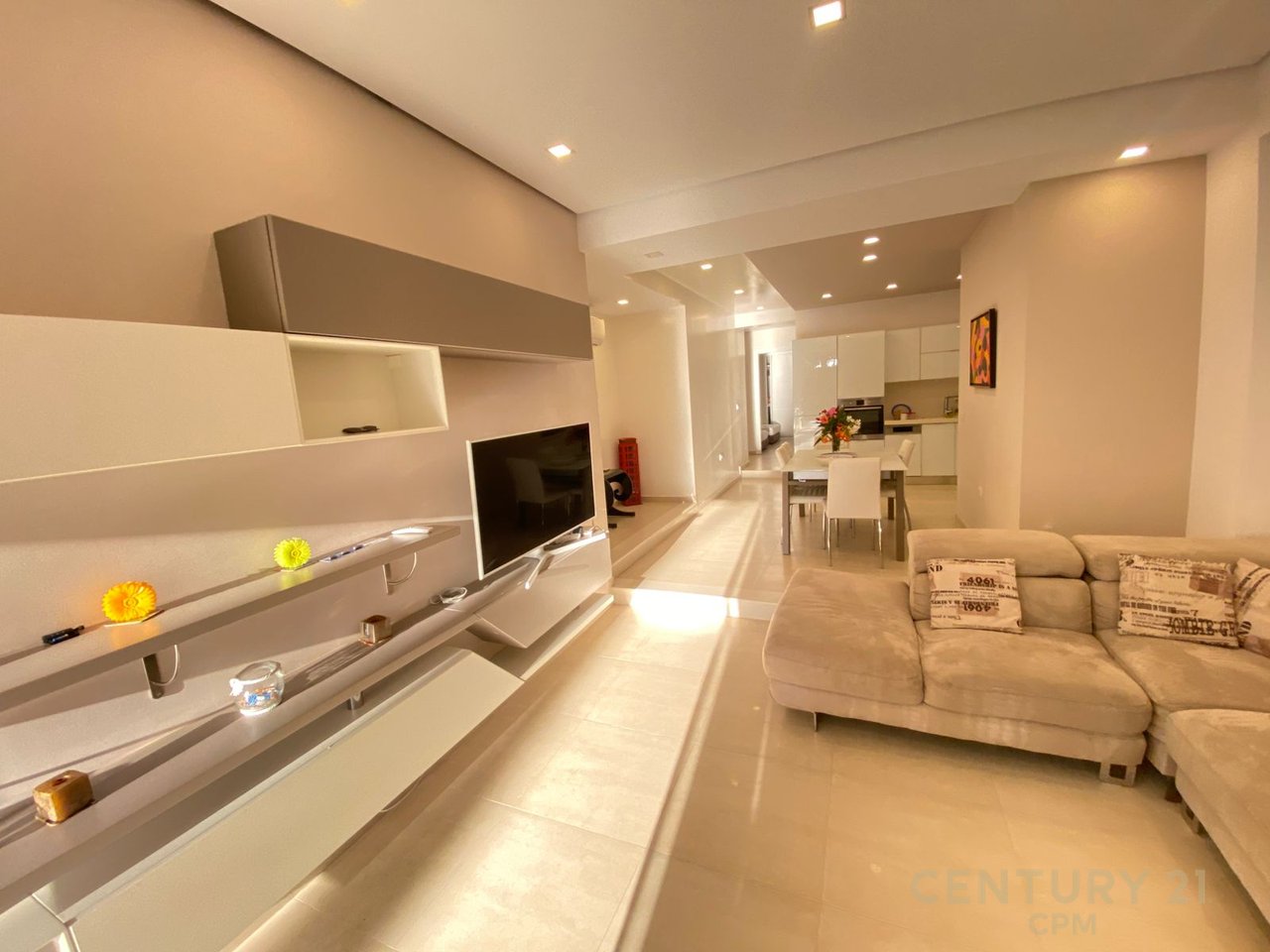Apartment 3+1+2 + Verandas for sale in Qerret