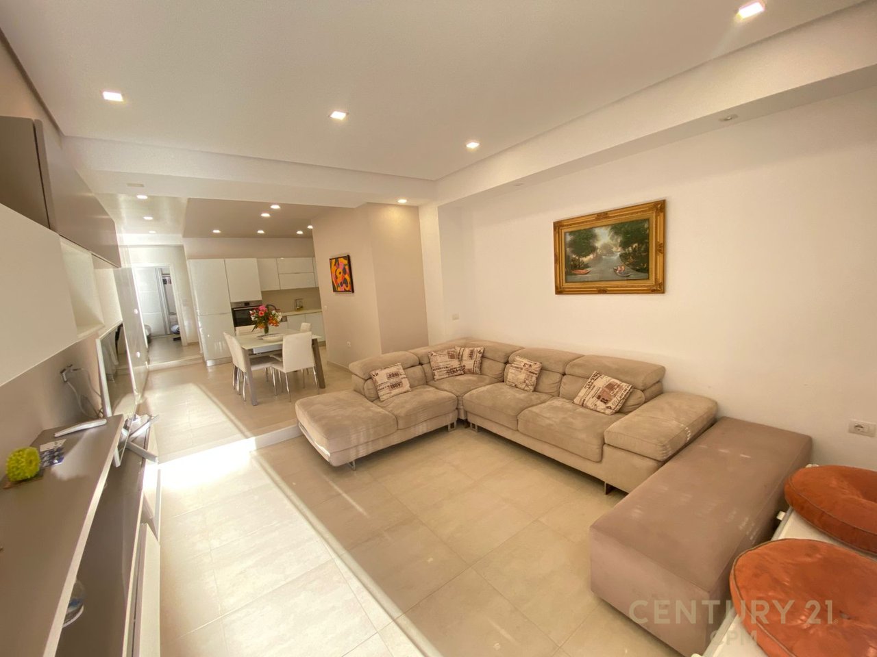 Apartment 3+1+2 + Verandas for sale in Qerret