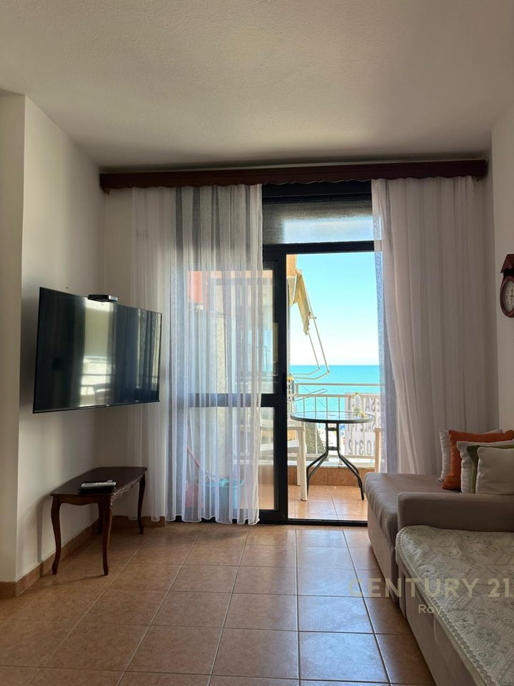 SHITET APARTAMENT VIJ E PAR PAMJE DETI !!!