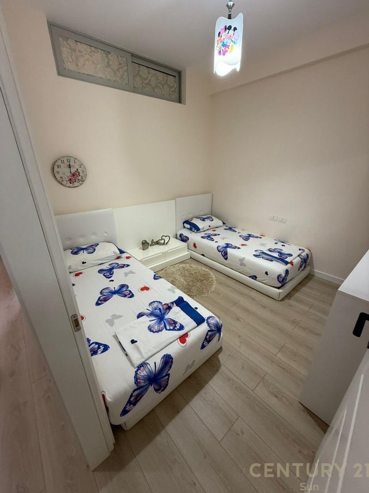APPARTAMENTO IN VENDITA SUL LUNGOMARE!