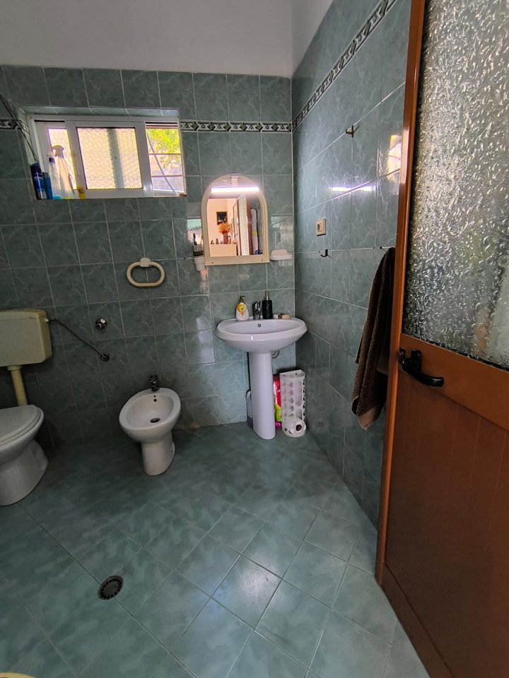 CASA PRIVATA IN VENDITA, VICINO ALL'OSPEDALE!