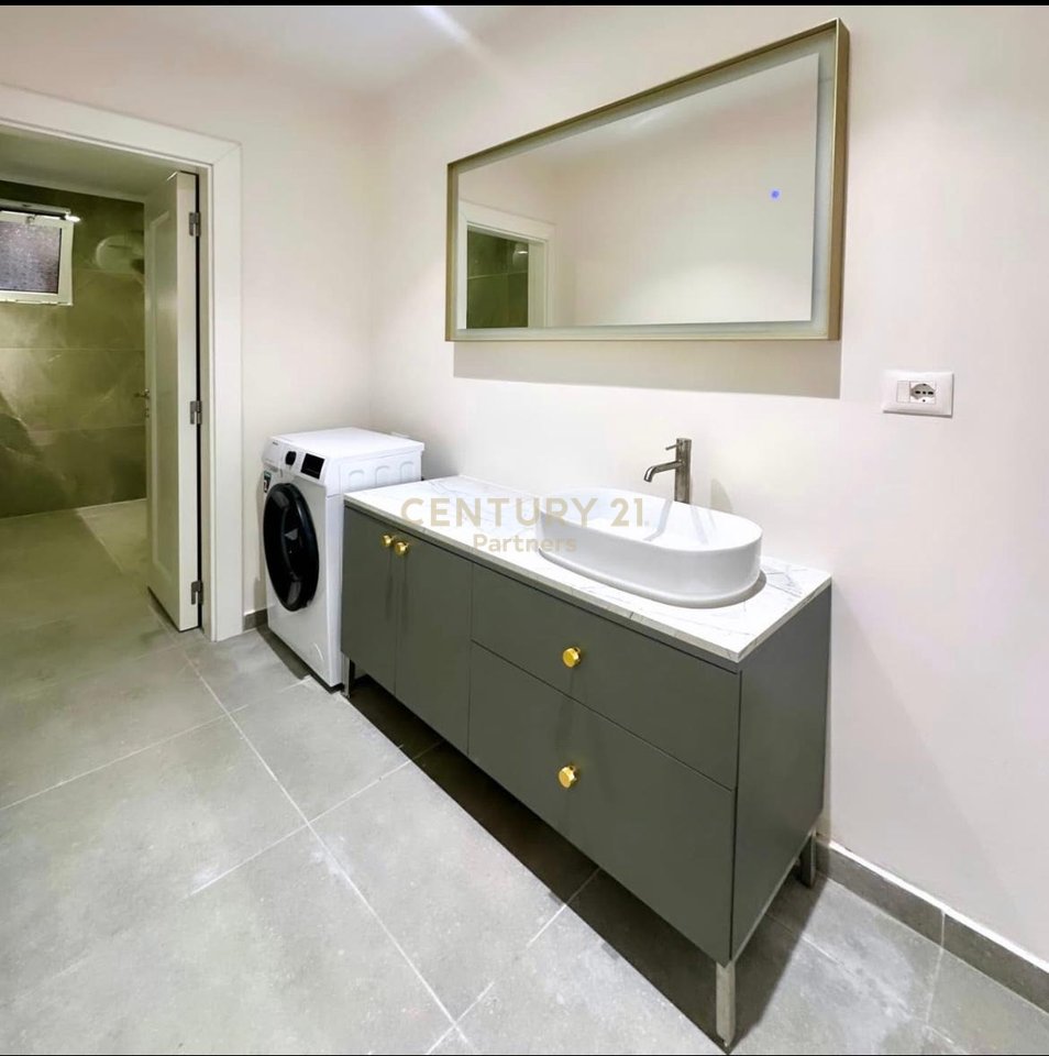 2+1 APARTMENT FOR SALE IN THE CENTER OF TIRANA!