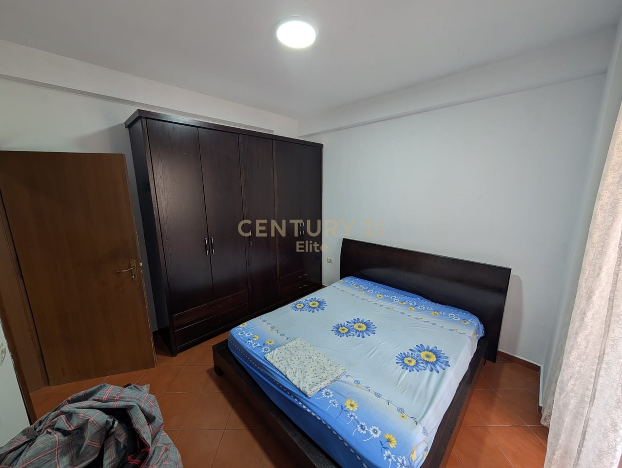 1+1 apartment for rent near Old Exhibition