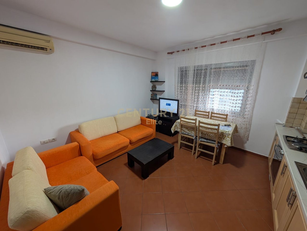 1+1 apartment for rent near Old Exhibition