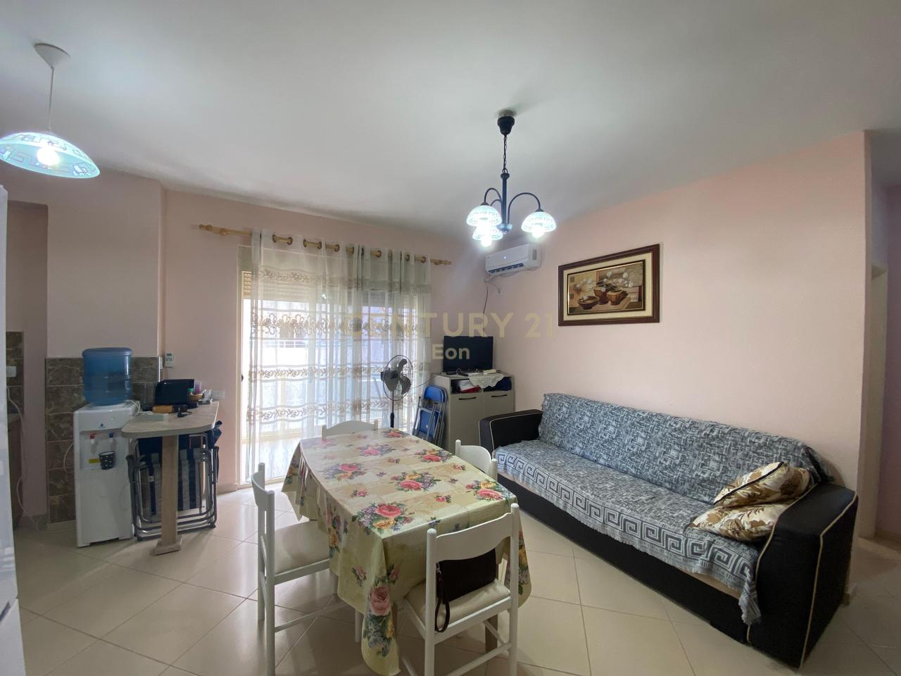 APPARTAMENTO 1+1 IN VENDITA, 100M VICINO AL MARE A SHKEMB KAVAJA!