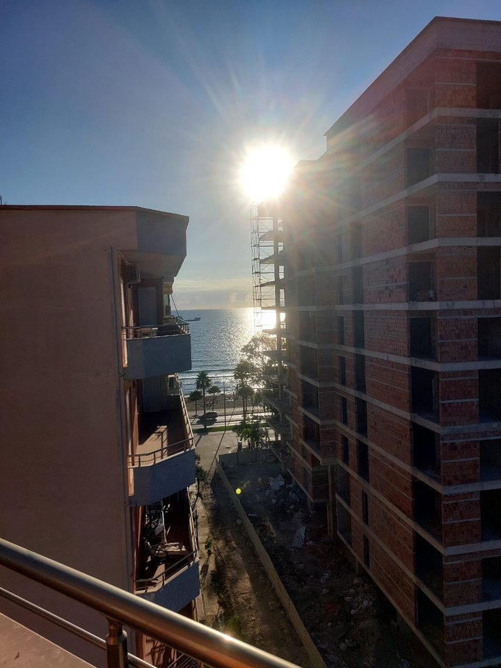APARTMENT 1+1 FOR RENT, ON THE LUNGOMARE!