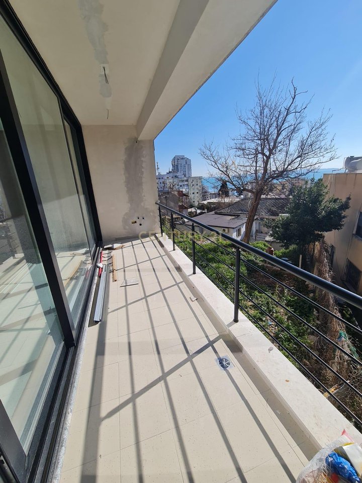 SHITET SUPER APARTAMENT 2+1+2 TE VILA E ZOGUT !