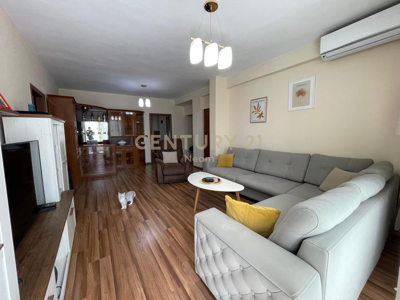 MODERN APARTMENT 3+1+2 FOR RENT, NEAR GARDA !!