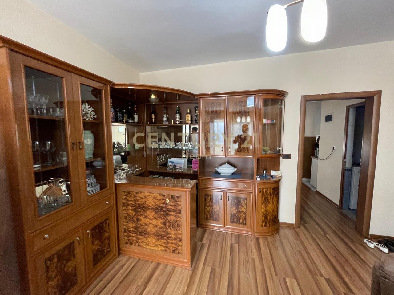 MODERN APARTMENT 3+1+2 FOR RENT, NEAR GARDA !!