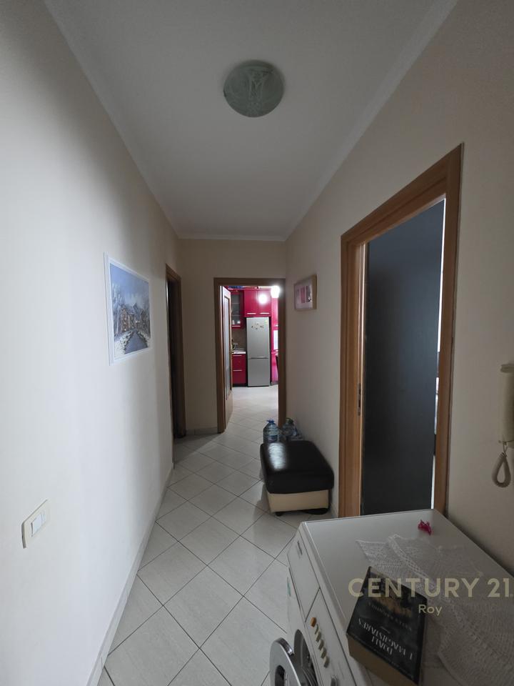 SHITET APARTAMENT 1+1 PRANE MIAMI BEACH,GOLEM!