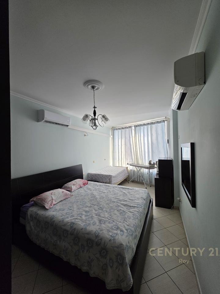 SHITET APARTAMENT 1+1 PRANE MIAMI BEACH,GOLEM!