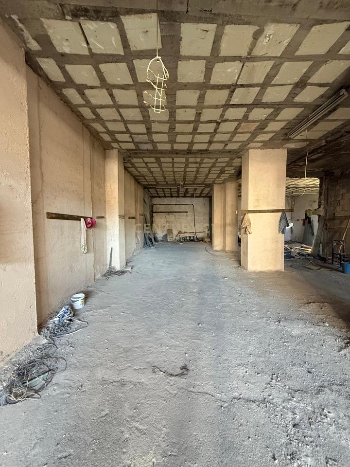 Warehouse for sale at the Police Directorate, Durrës - 900m2
