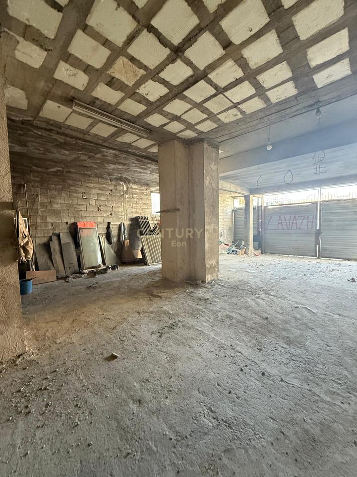Warehouse for sale at the Police Directorate, Durrës - 900m2