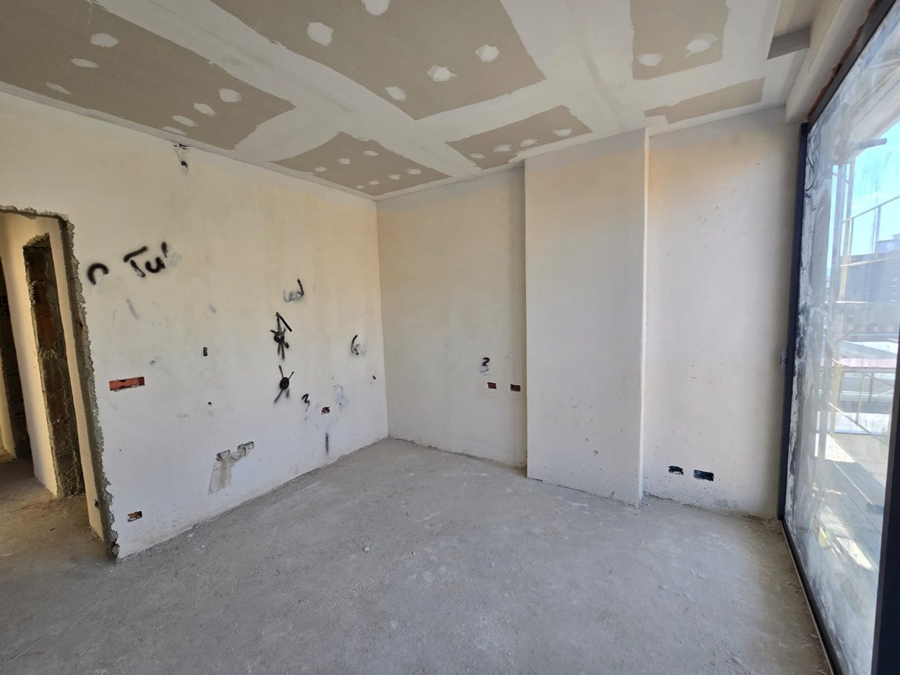 APARTMENT 2+1+2 FOR SALE NEAR 9 FLOORS.