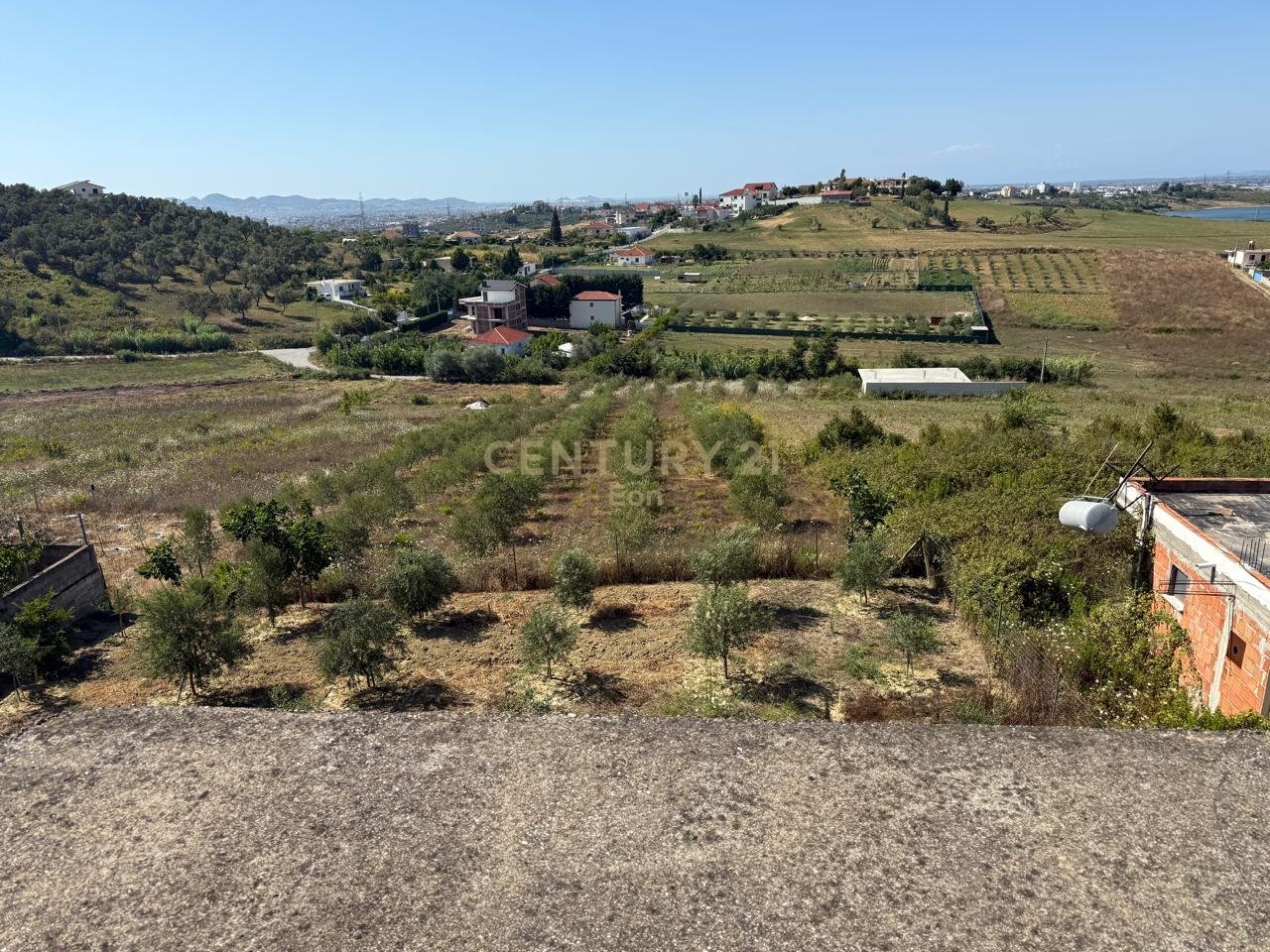 SHITET VILE NE ARAPAJ, DURRES !