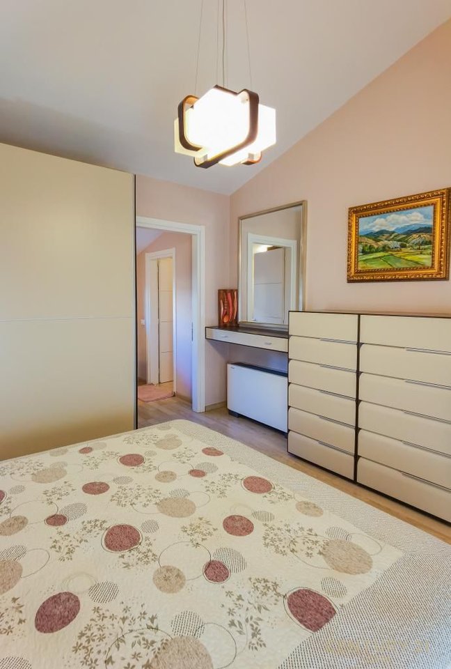 LONG HILL, VILLA FOR RENT