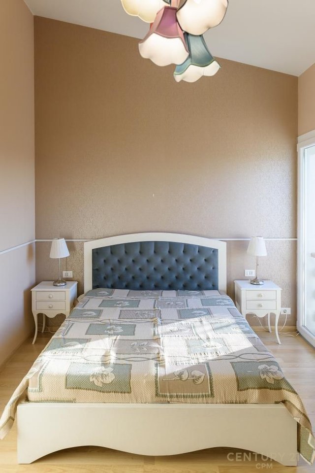 LONG HILL, VILLA FOR RENT