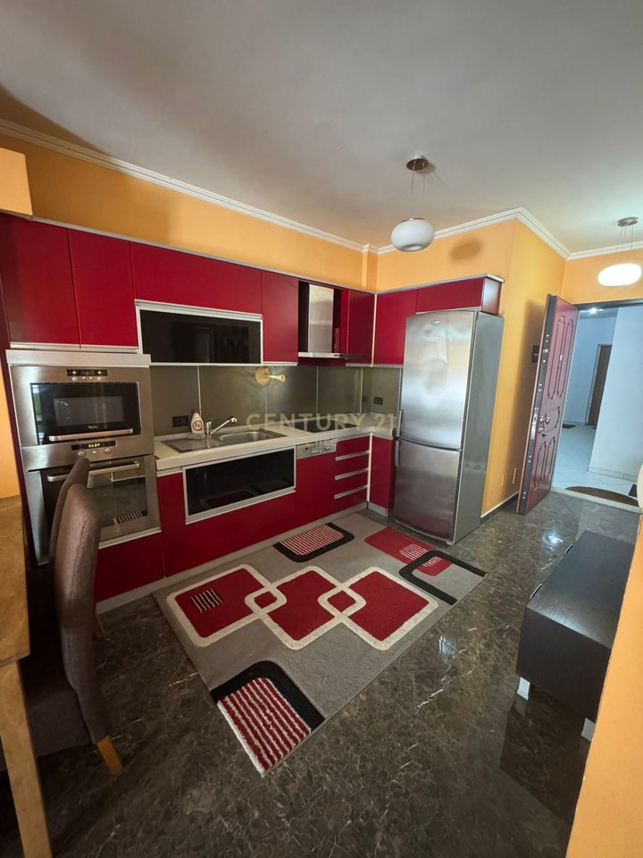 Qira, Apartament 2+1+2 Poste Parkimi, Selite