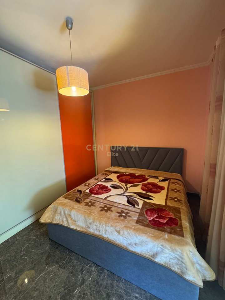 Qira, Apartament 2+1+2 Poste Parkimi, Selite