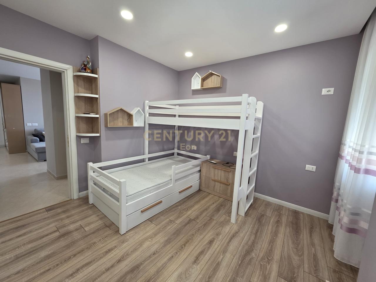 Super Apartment 3+1 in Vollga, Durres!