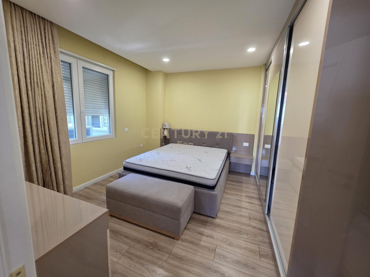 Super Apartment 3+1 in Vollga, Durres!