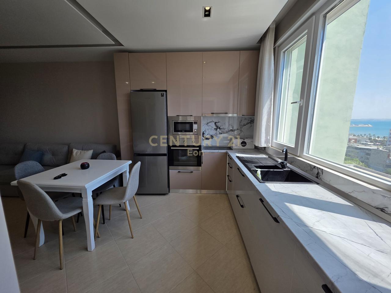 Super Apartment 3+1 in Vollga, Durres!