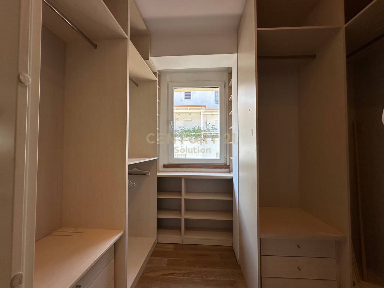 APARTMENT 2+1+2 BATHROOMS FOR RENT AT KODRA E DIELLIT 1 !