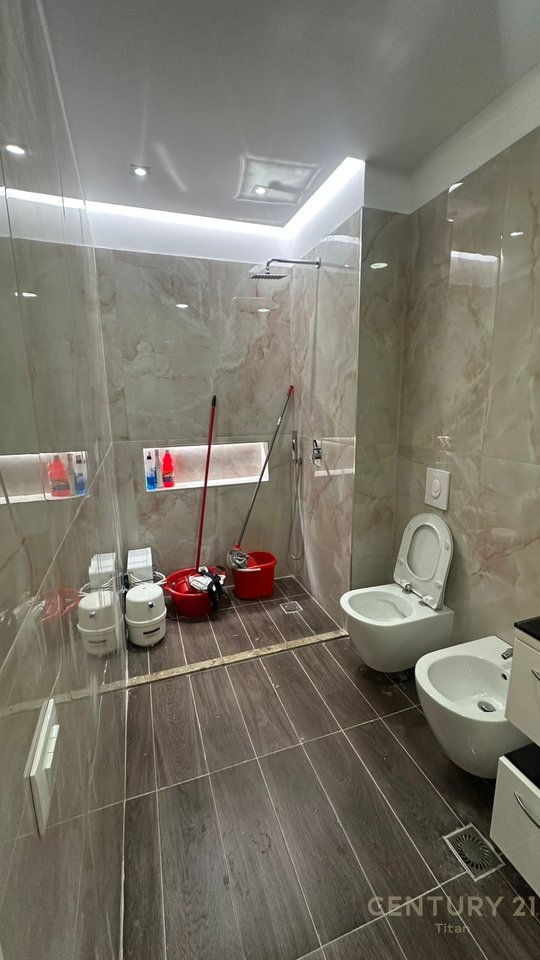Apartment for rent 2+1+2 in Xhamllik!