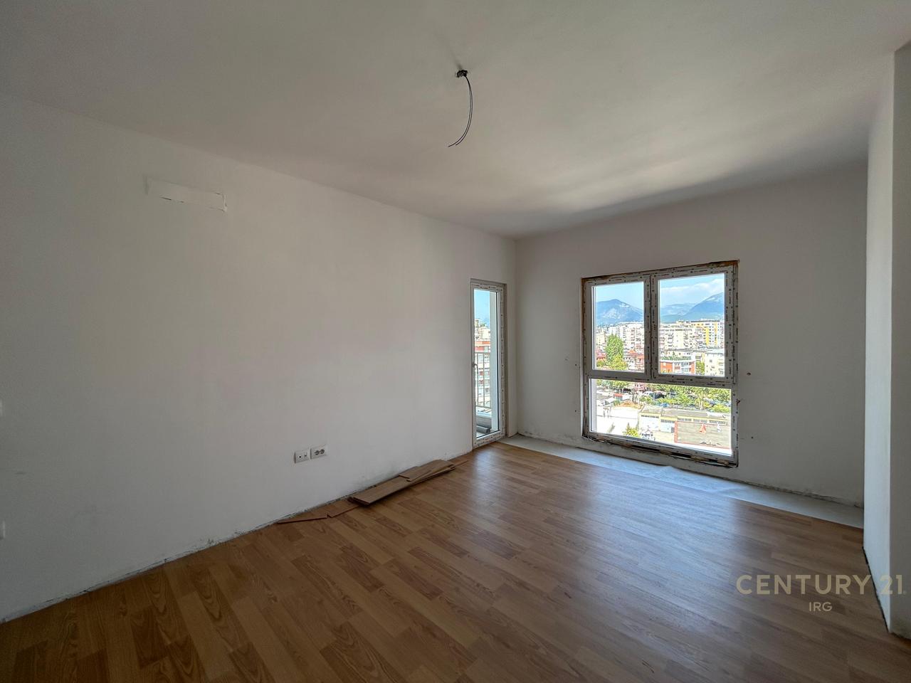 APPARTAMENTO 2+1+2 RESIDENZA SINGOLA BLOCCO S, ZOGU I ZI.