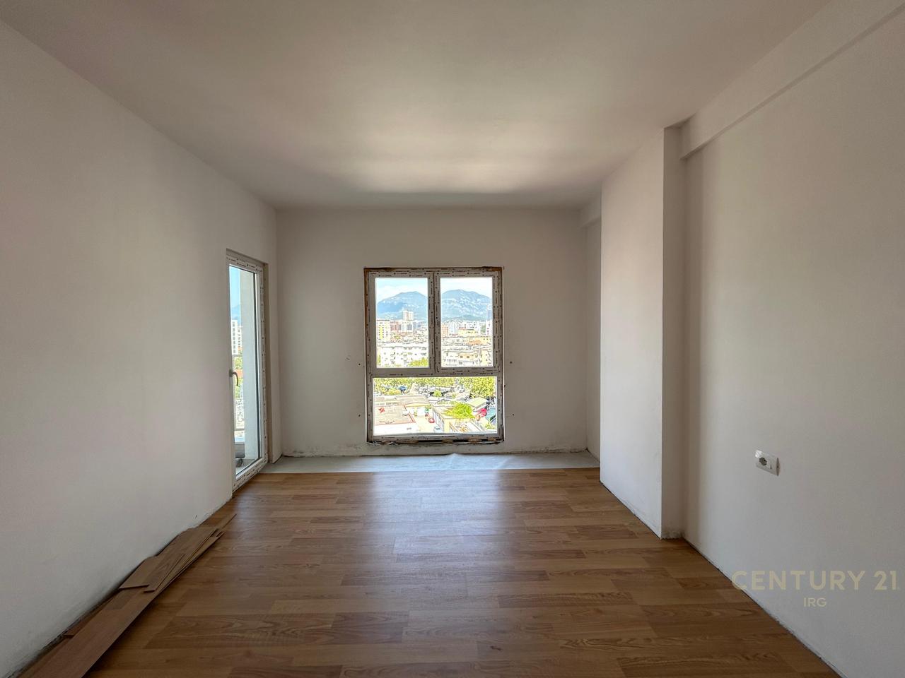 APPARTAMENTO 2+1+2 RESIDENZA SINGOLA BLOCCO S, ZOGU I ZI.