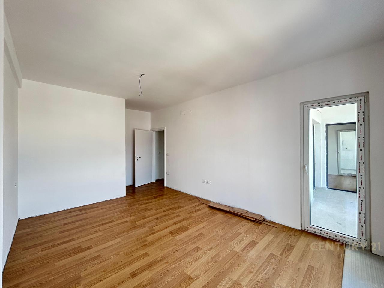 APPARTAMENTO 2+1+2 RESIDENZA SINGOLA BLOCCO S, ZOGU I ZI.