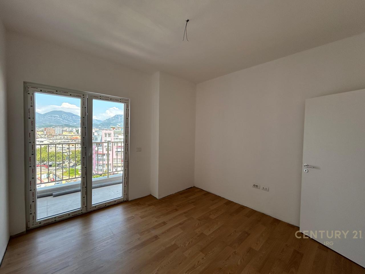 APPARTAMENTO 2+1+2 RESIDENZA SINGOLA BLOCCO S, ZOGU I ZI.