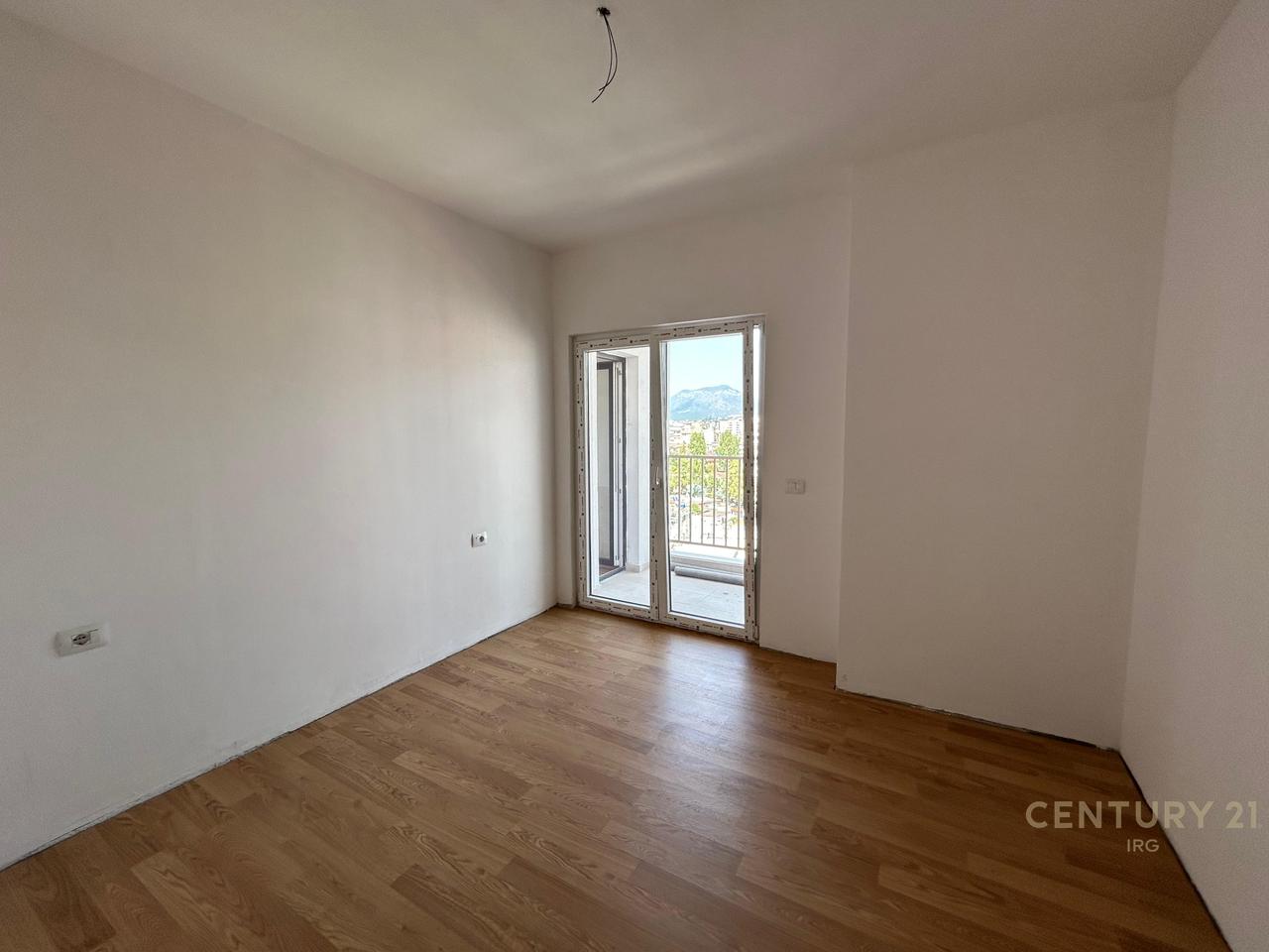 APPARTAMENTO 2+1+2 RESIDENZA SINGOLA BLOCCO S, ZOGU I ZI.