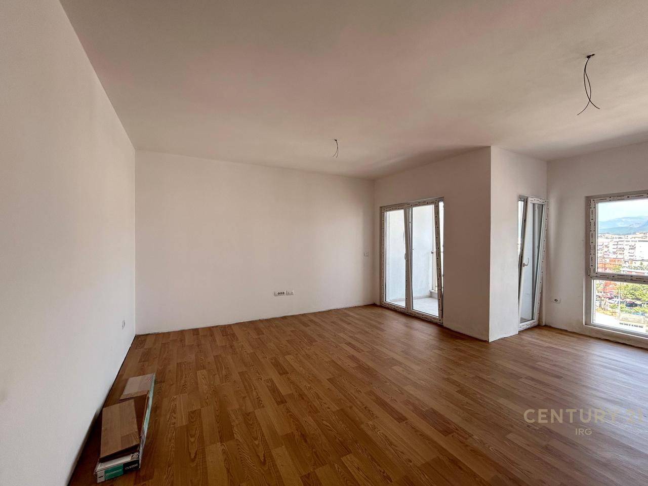 APPARTAMENTO 2+1+2 RESIDENZA SINGOLA BLOCCO S, ZOGU I ZI.