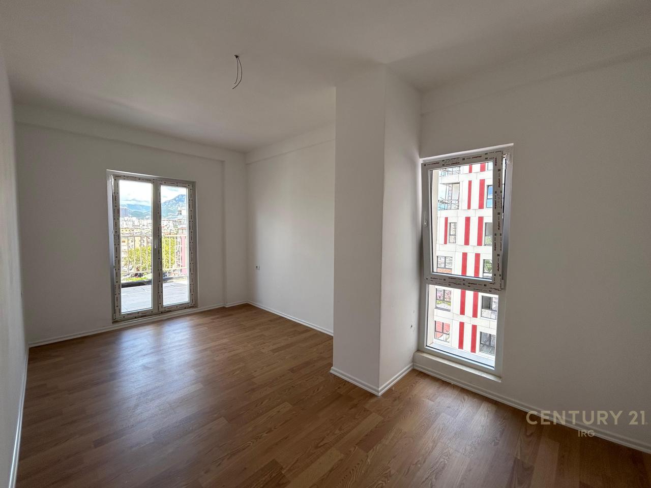 APARTAMENT 2+1+2 ME QERA TEK REZIDENCA "S-BLOCK LIVING" , ZOGU I ZI TIRANE.