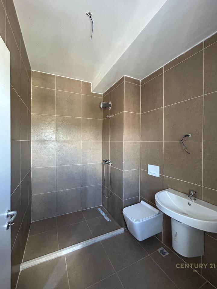 APARTAMENT 2+1+2 ME QERA TEK REZIDENCA "S-BLOCK LIVING" , ZOGU I ZI TIRANE.