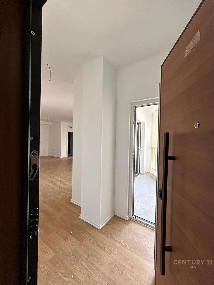 APARTAMENT 2+1+2 ME QERA TEK REZIDENCA "S-BLOCK LIVING" , ZOGU I ZI TIRANE.