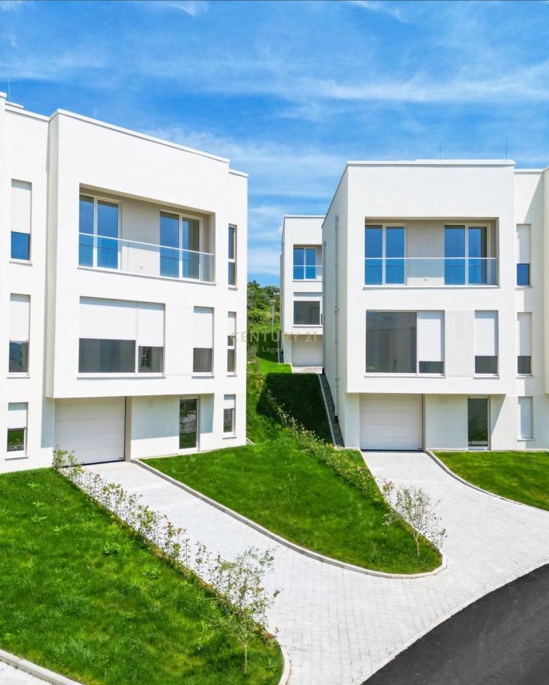 Modern villa for rent, 2 floors near ABA Residence, Farka Lake!!