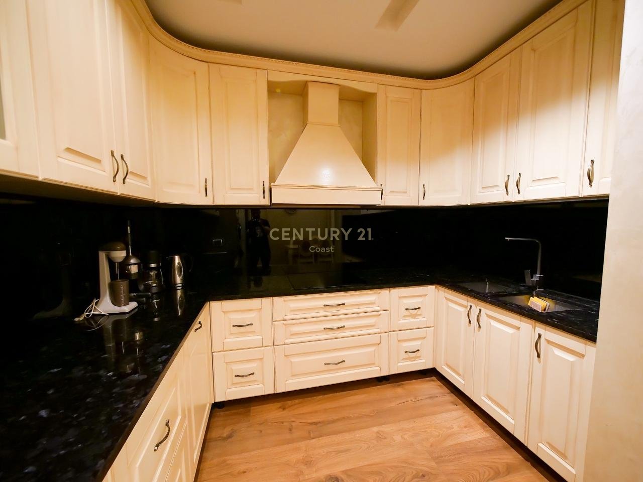 2+1 APARTMENT FOR RENT IN LUNGO MARE - NEAR THE MARINE SCHOOL !!!