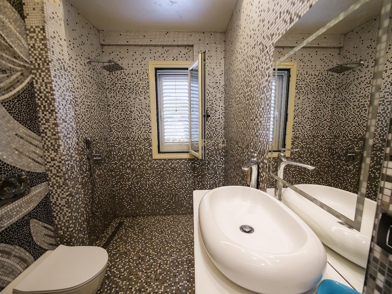 2+1 APARTMENT FOR RENT IN LUNGO MARE - NEAR THE MARINE SCHOOL !!!