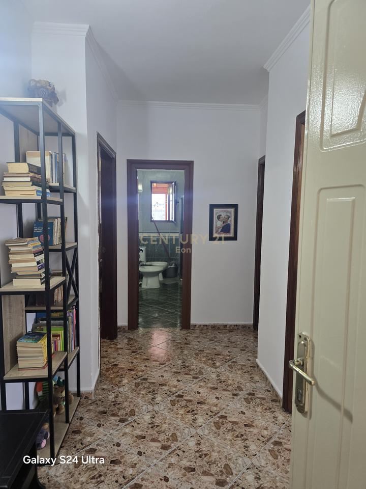 Apartament 2+1 me Verandë në Shitje në Durrës !