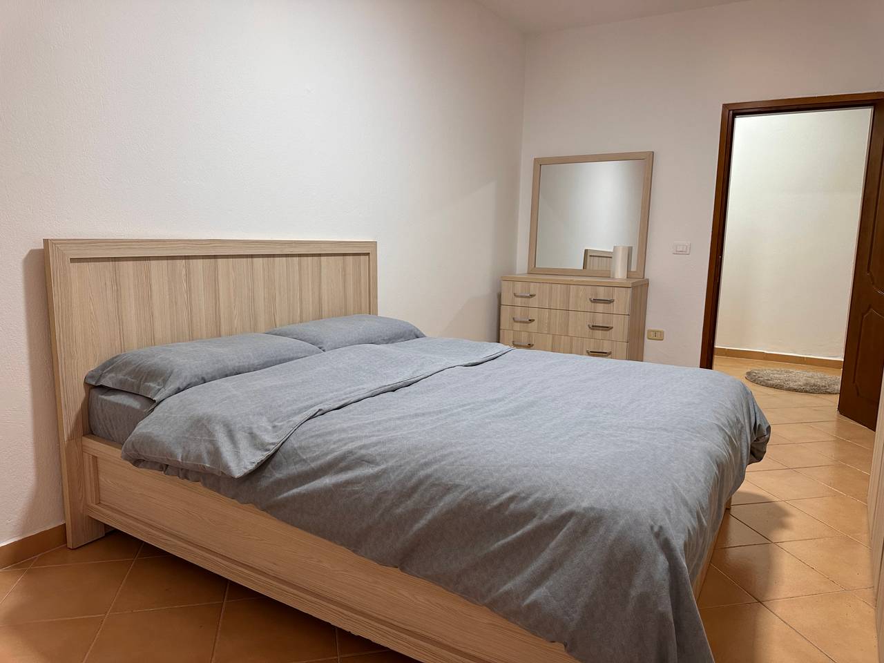 2+1 APARTMENT FOR RENT IN THE MUNICIPALITY OF PARIS NEAR KOSOVAREV STREET!