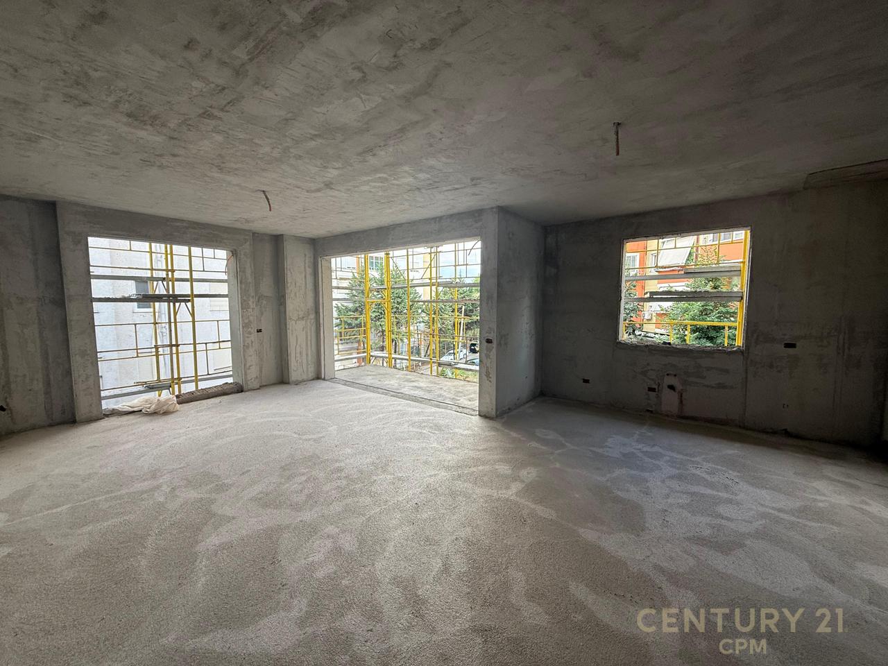OPPORTUNITY!! SALE OF APARTMENT 2+1+2 AT THE DRY LAKE!