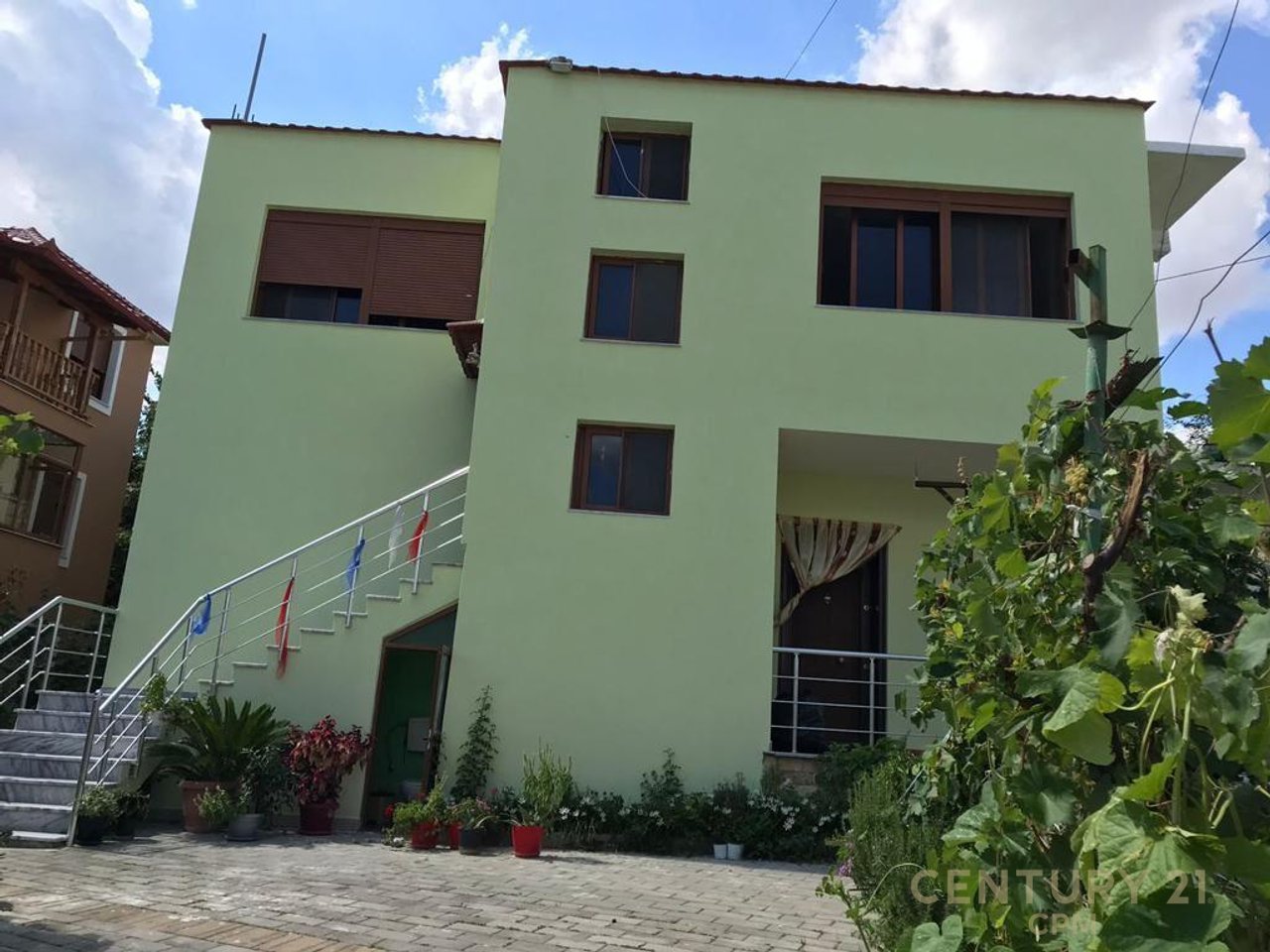 Villa su due piani in affitto nella zona di Ali Dem!