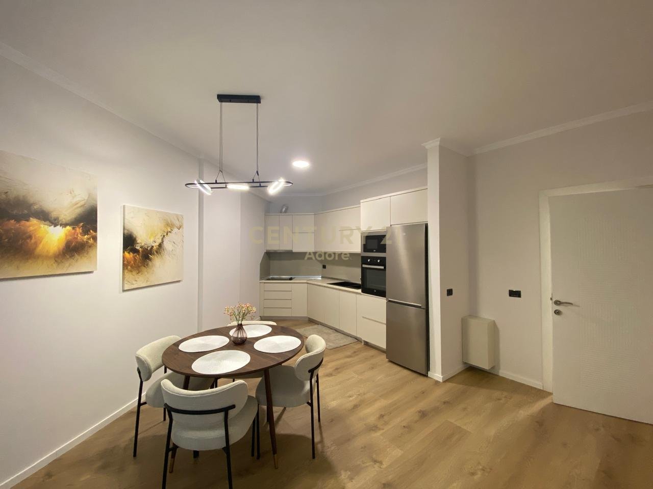 Jepet me qira apartament modern tek Rruga e Kosovareve!