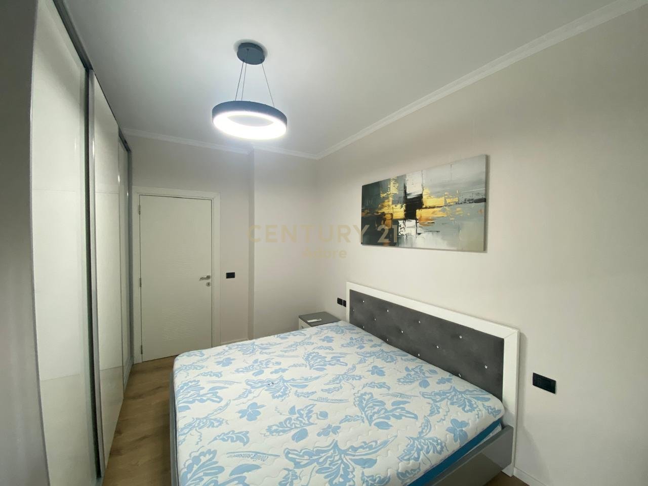 Jepet me qira apartament modern tek Rruga e Kosovareve!