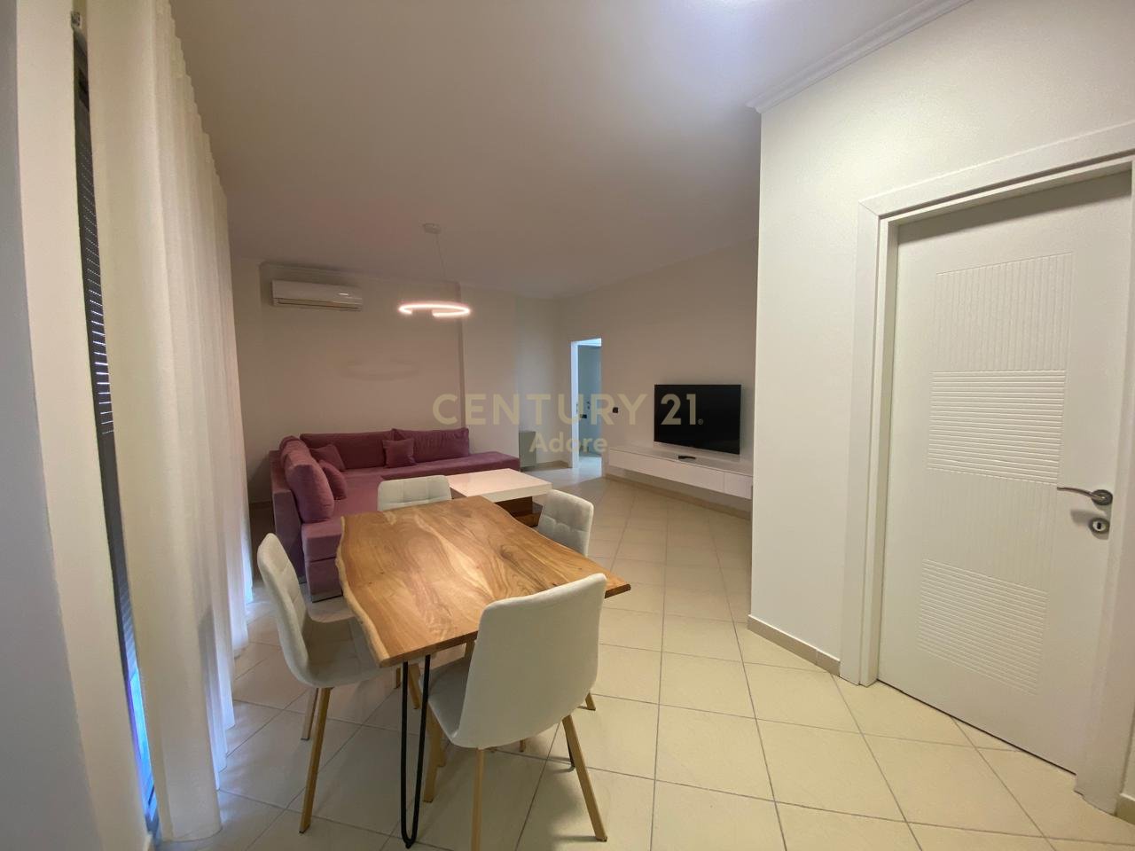 Apartament Modern 2+1+2 për Qira tek Rruga e Kosovareve!