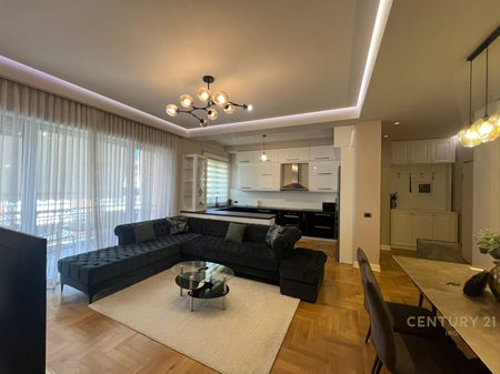 Modern 2+1 apartment with parking space in Delijorgji, for rent