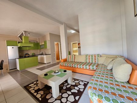 PER SHITJE, APARTAMENT  2+1+2 NE GOLEM !