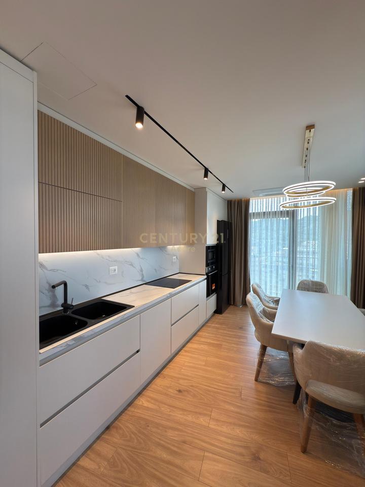Apartament 2+1+Post Parkimi per Qira tek Liqeni i Tiranes!